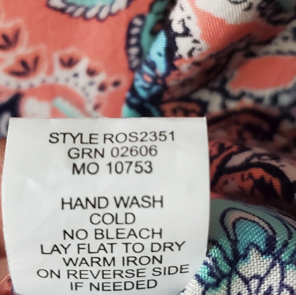 Women's Multicolor Patterned Top - Picture 10 of 11